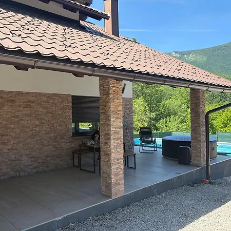 Сasa de vacaciones Lux